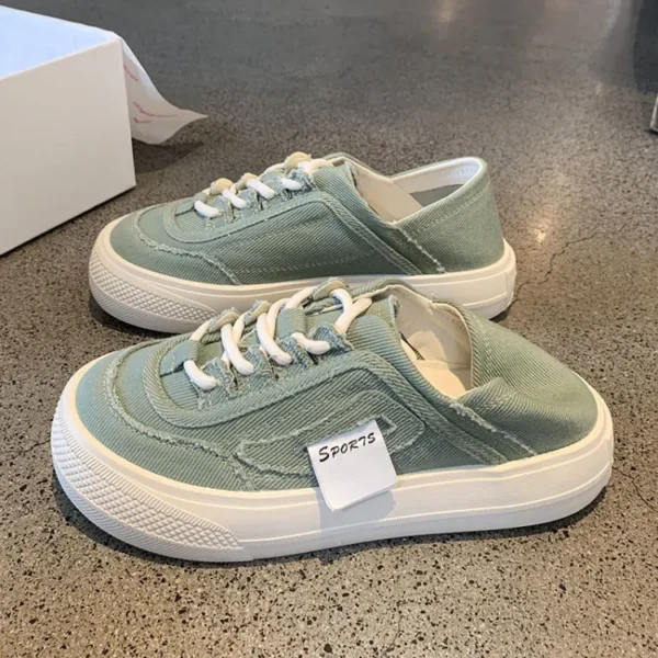 Low-cut white canvas shoes women's summer thin section student thick-soled super fire design sense niche one-step pedal shoes New Fashion